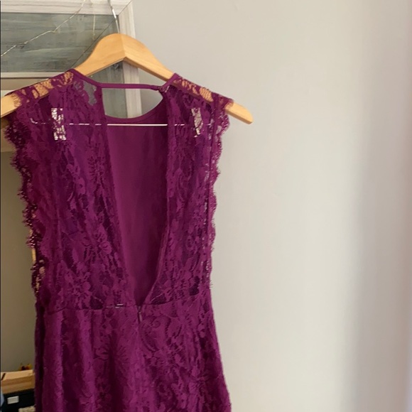 Plum colored lace dress - Picture 2 of 5